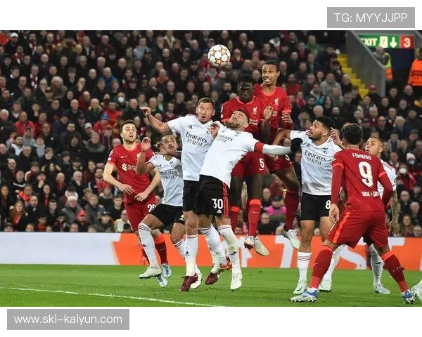 英超快攻统计：利物浦曼城并列第一，反击战术复兴